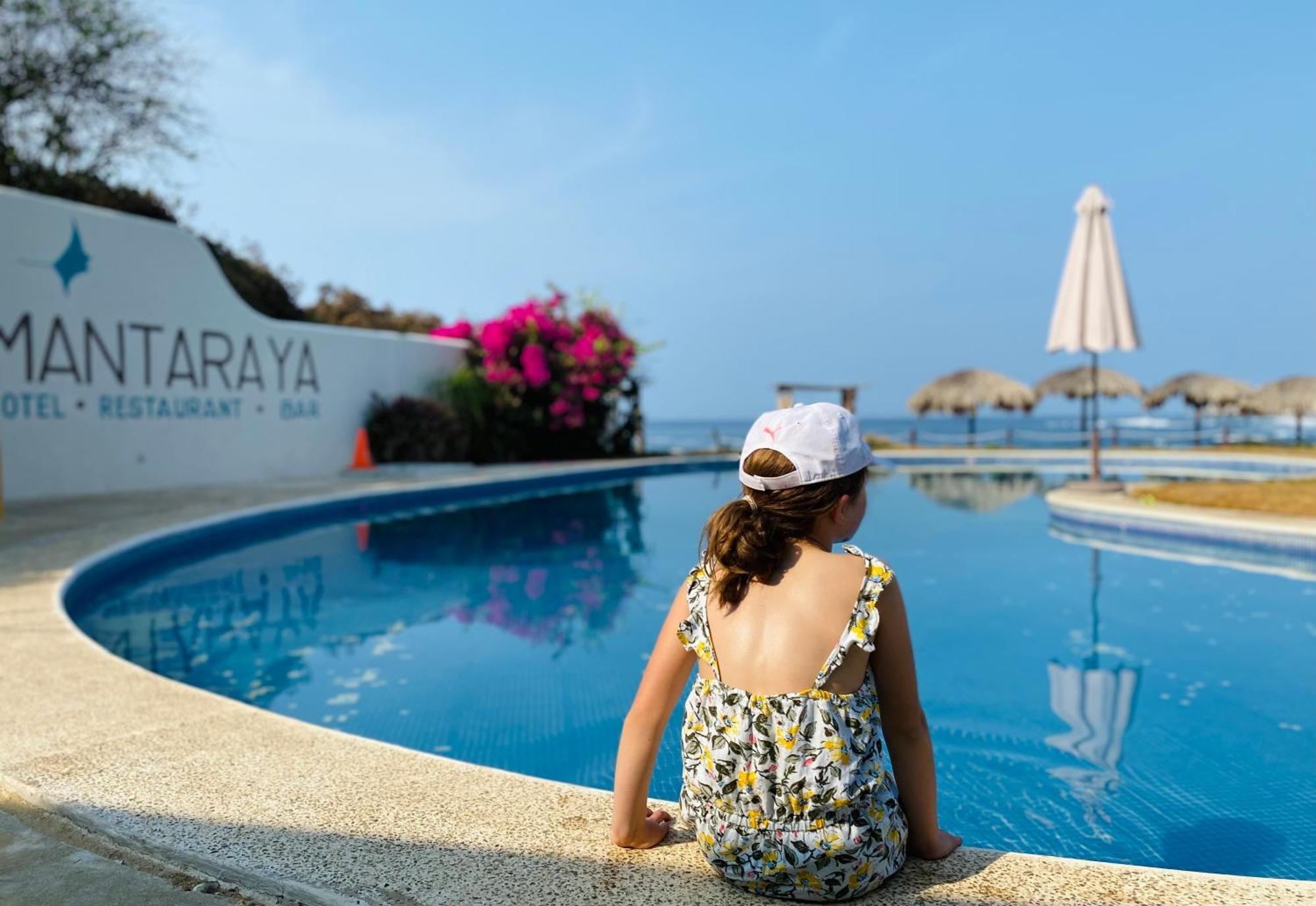 Manta Raya Hotel - Right On The Beach Cuatunalco المظهر الخارجي الصورة