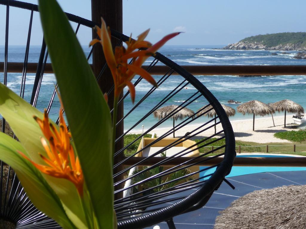 Manta Raya Hotel - Right On The Beach Cuatunalco المظهر الخارجي الصورة