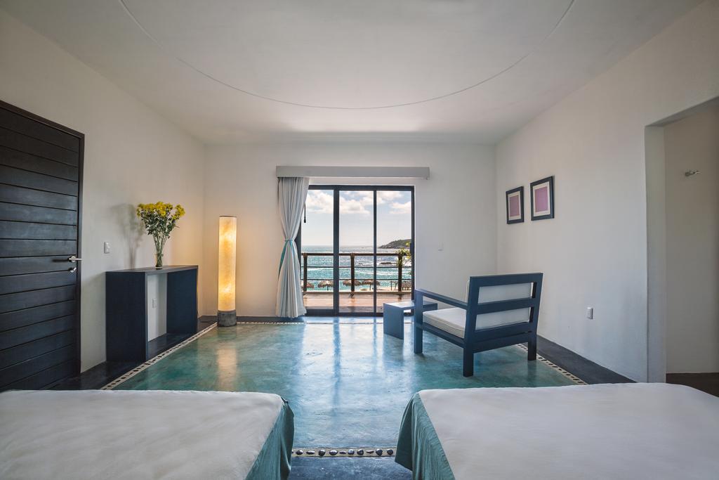 Manta Raya Hotel - Right On The Beach Cuatunalco المظهر الخارجي الصورة
