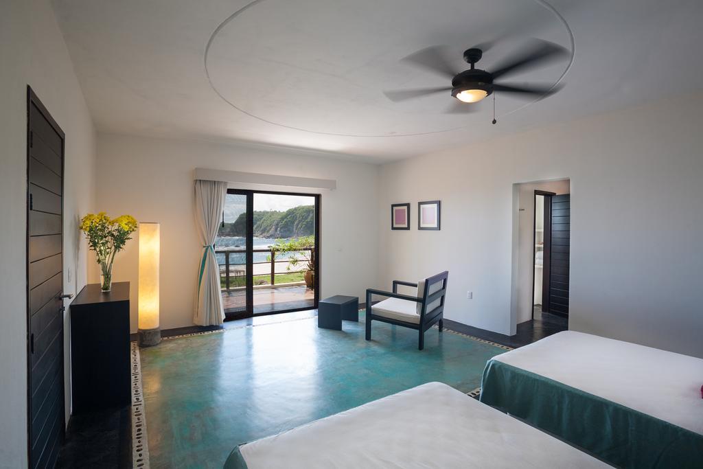 Manta Raya Hotel - Right On The Beach Cuatunalco المظهر الخارجي الصورة